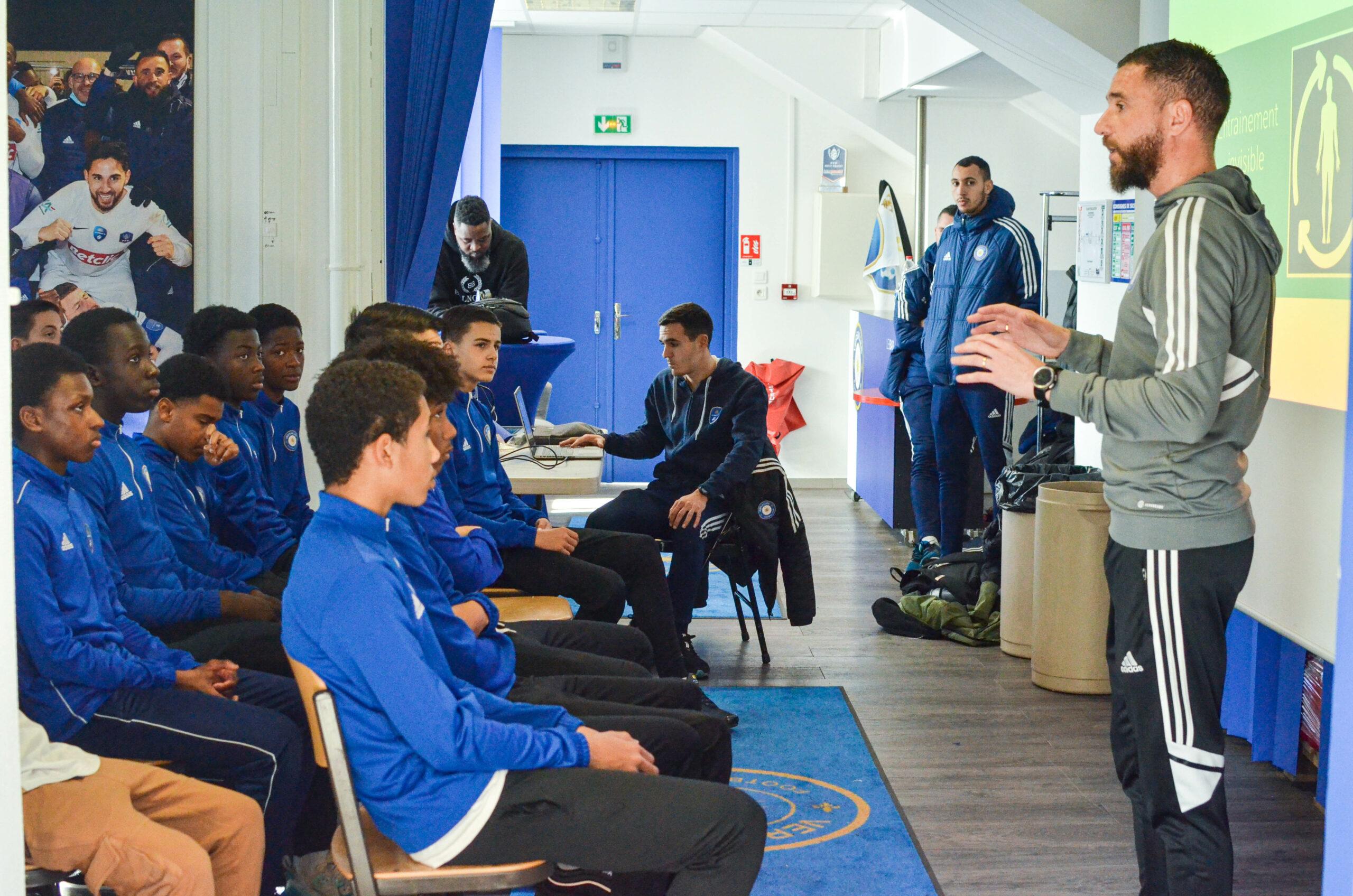 Sébastien Moreau YOGA U14 DES PROJET FCVERSAILLES